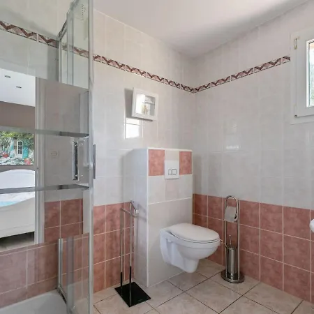 House In The South Of France With Private Pool Вилла Roquebrun