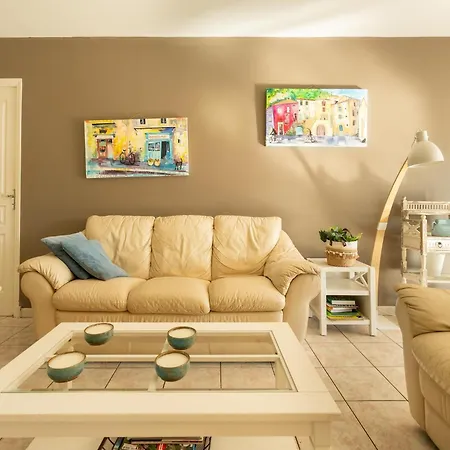 House In The South Of France With Private Pool Вилла *