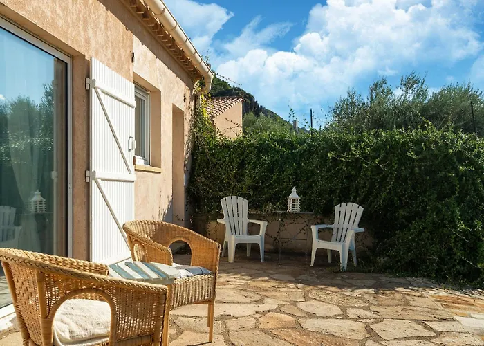 House In The South Of France With Private Pool *